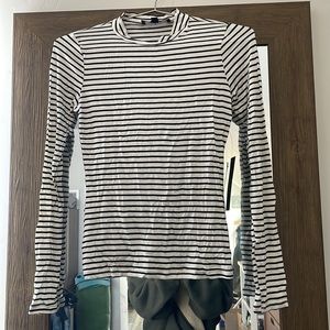 Lulu’s striped mock neck top
